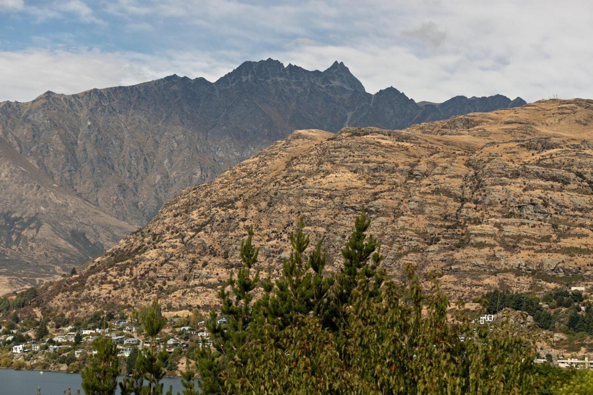 The Bonailie Bothy Villa Queenstown Bagian luar foto