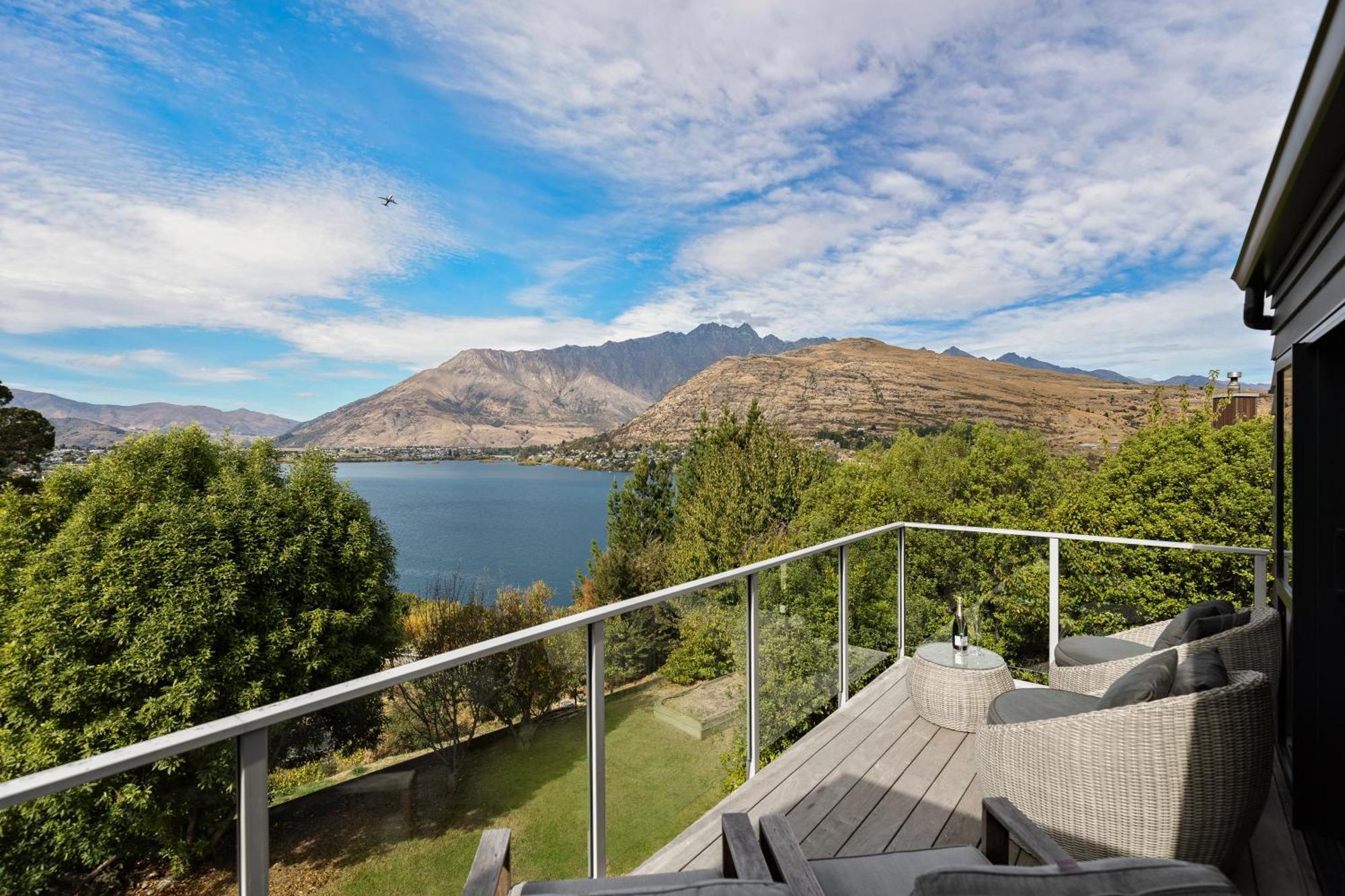 The Bonailie Bothy Villa Queenstown Bagian luar foto